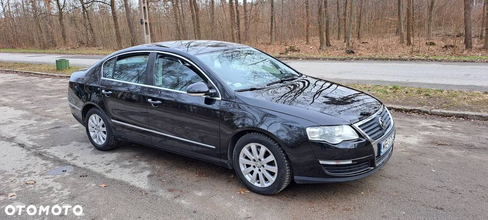 Volkswagen Passat 2.0 TDI Comfortline - 3