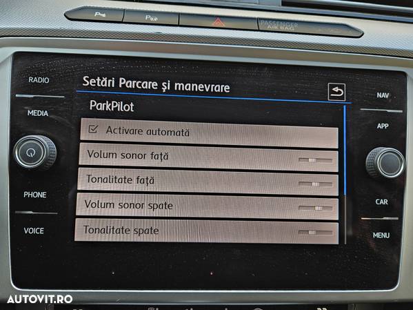 Volkswagen Passat 1.6 TDI (BlueMotion Technology) DSG Comfortline - 29