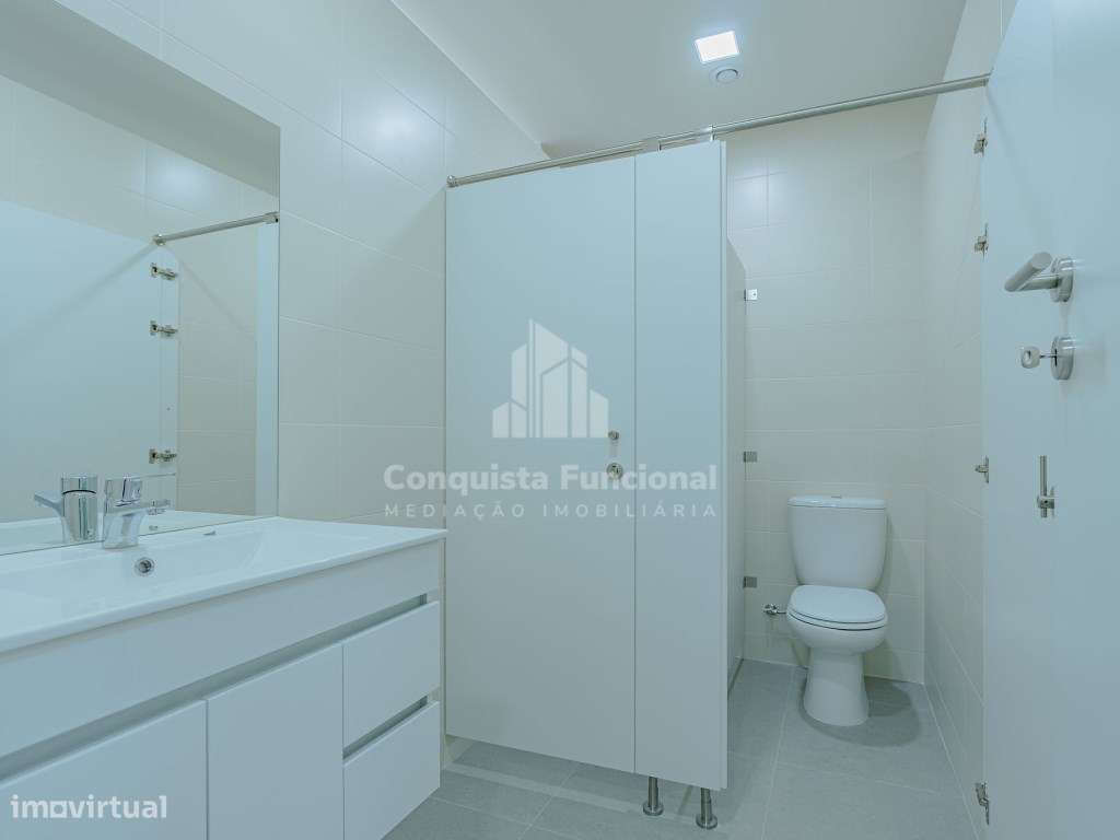 Armazém Industrial em Vila Maior - Santa Maria da Feira-13