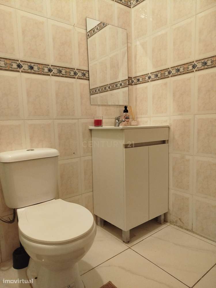 Apartamento T2 em Alto do Seixalinho, Barreiro-15