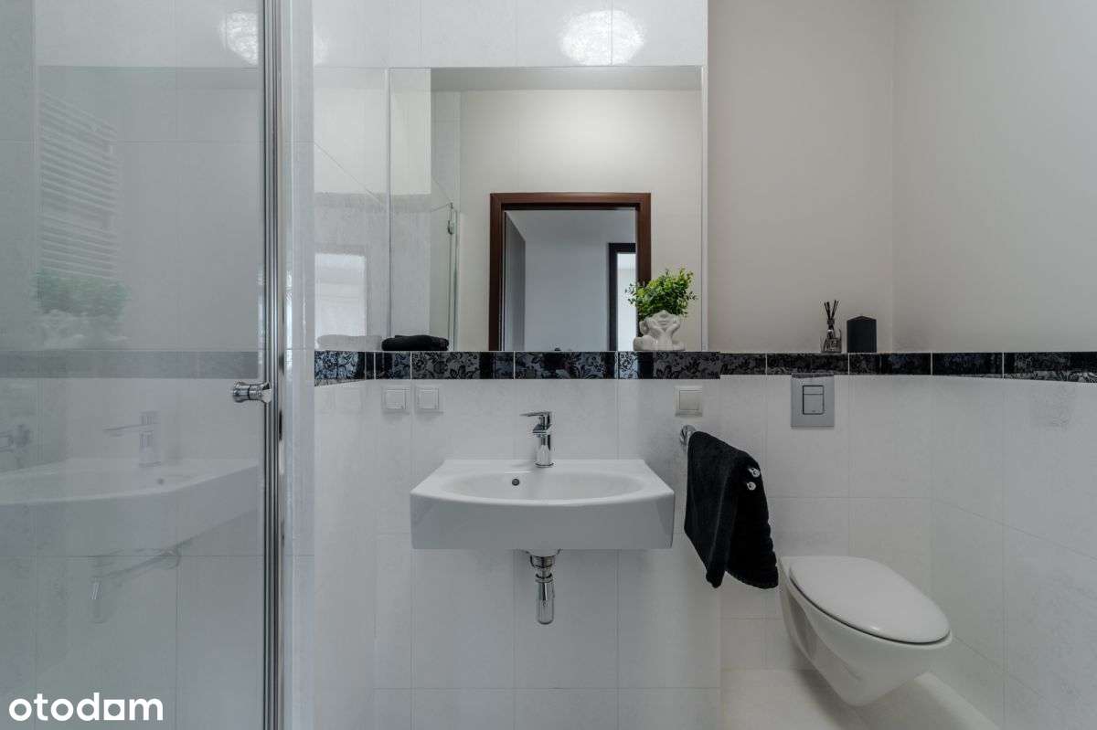 Ostatnie piętro,rodzinny penthouse z dużym tarasem-17