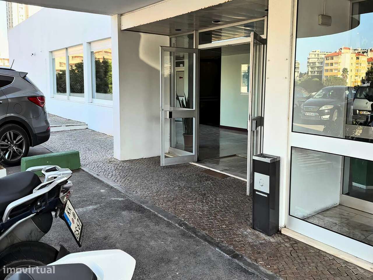 T1 com varanda, piscina e ar condicionado Portimão
