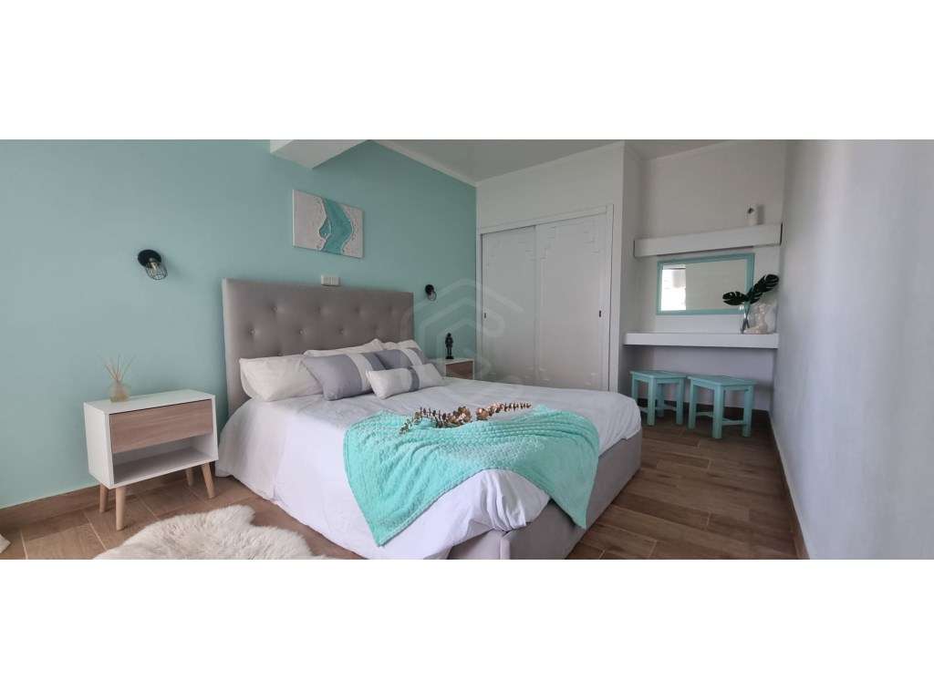 Apartamento T1 remodelado na Praia da Rocha, Portimão-5