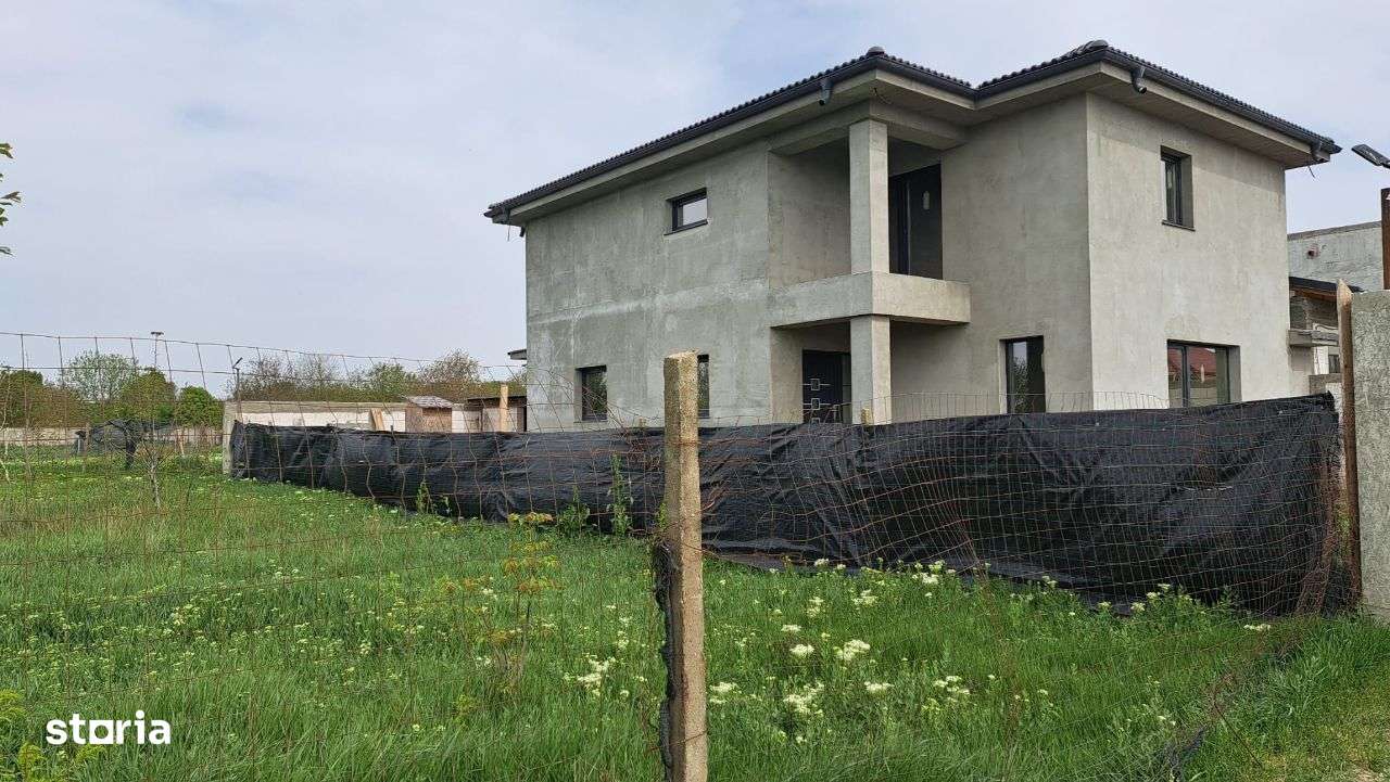 Km.5, En-Gros teren 353 mp. deschidere 12.40 m intravilan, intre vile - Imagine principală: 2/6