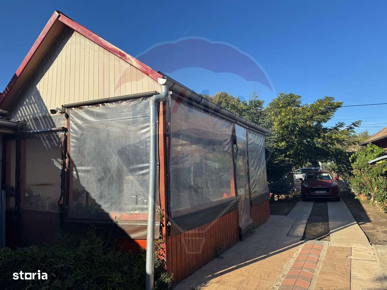 Casă / Vilă cu 6 camere de vânzare în zona Sud - Imagine principală: 4/20