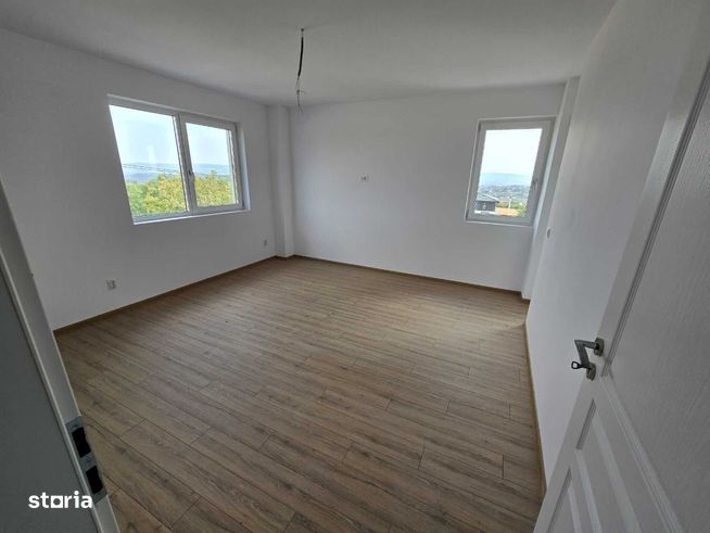 Bloc nou-Apartament 2 camere Miroslava!-1