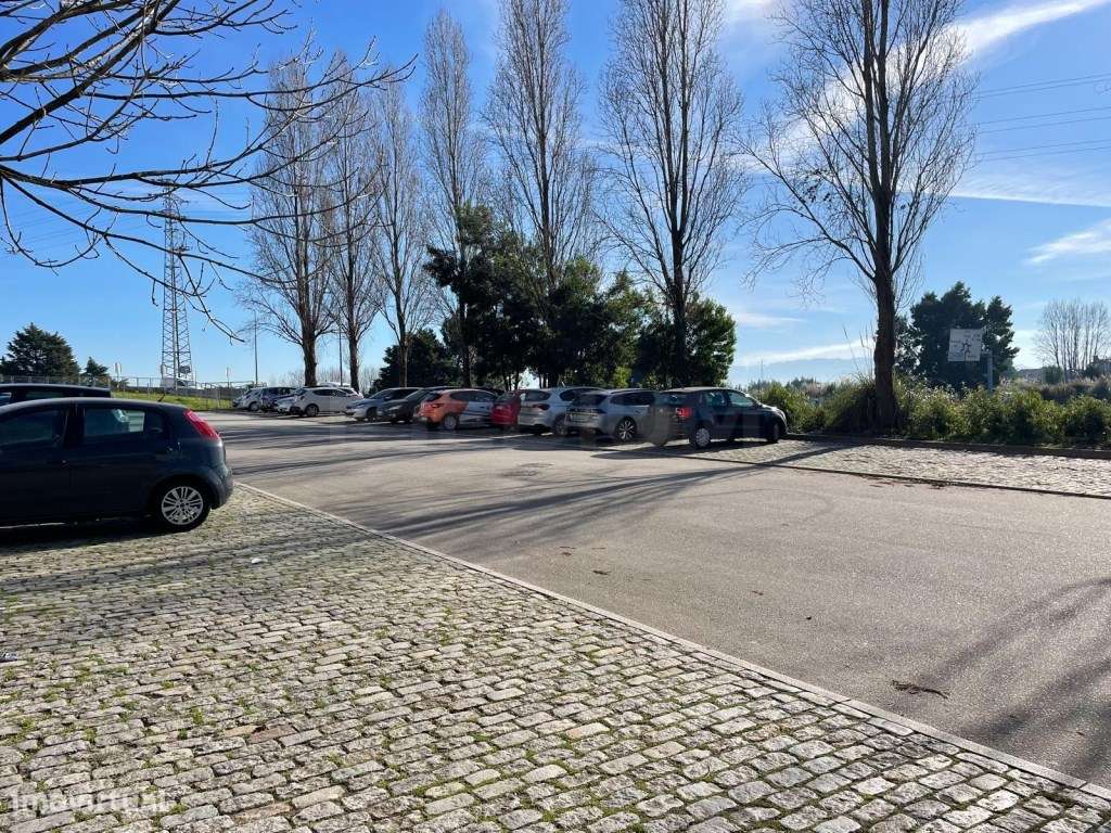 Armazém em Antas - Grande imagem: 4/17