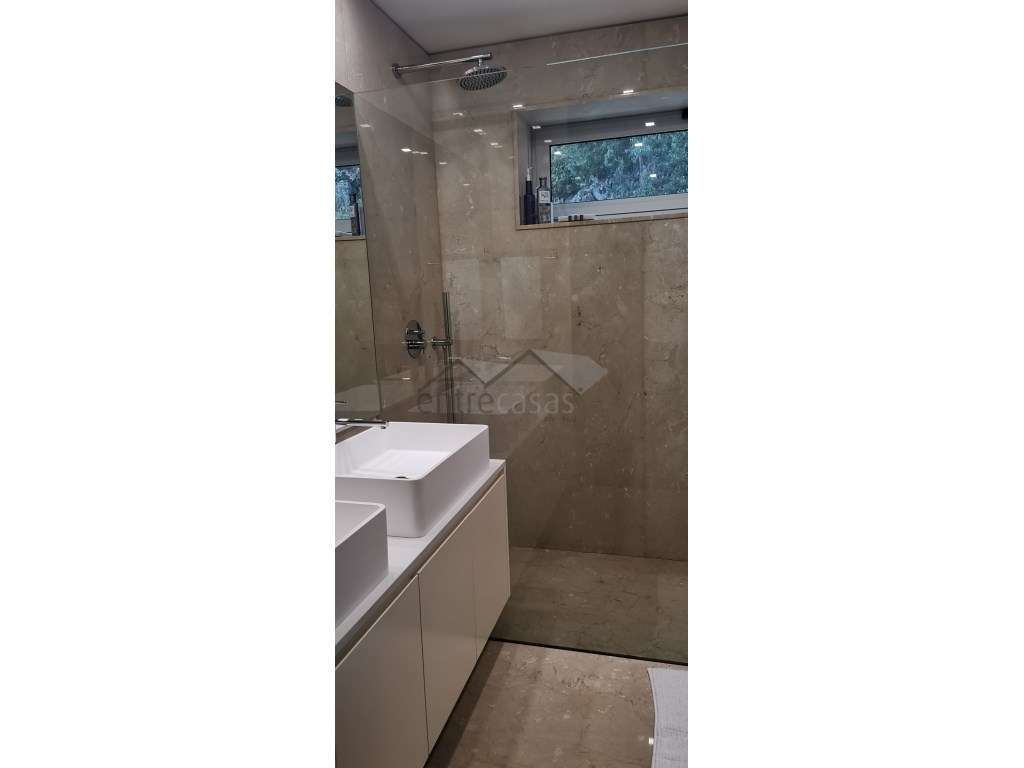 Encosta Santa Luzia T2 de Luxo - Grande imagem: 5/10