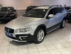 Volvo XC 70 - 3