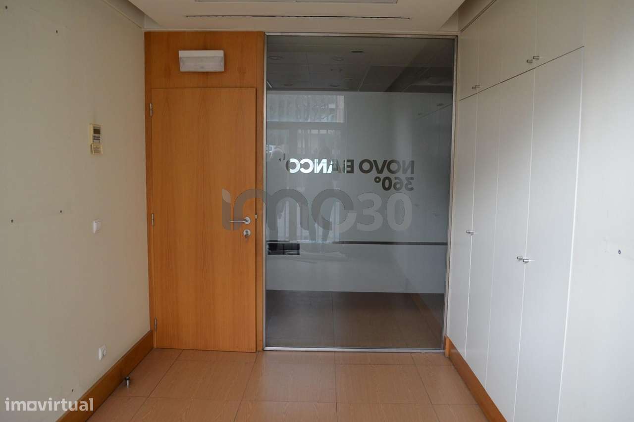 Loja Afonso Henriques em Rio Tinto-5