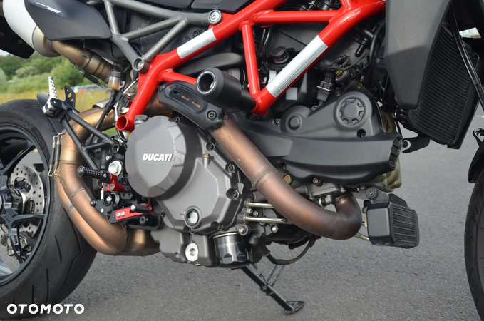 Ducati Hypermotard - 17