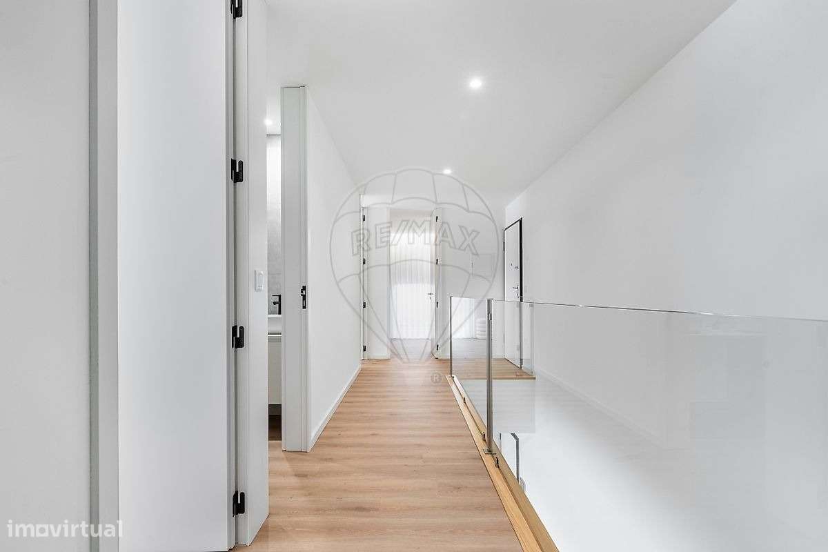 Apartamento T3 Duplex Novo | São Torcato, Guimarães-11