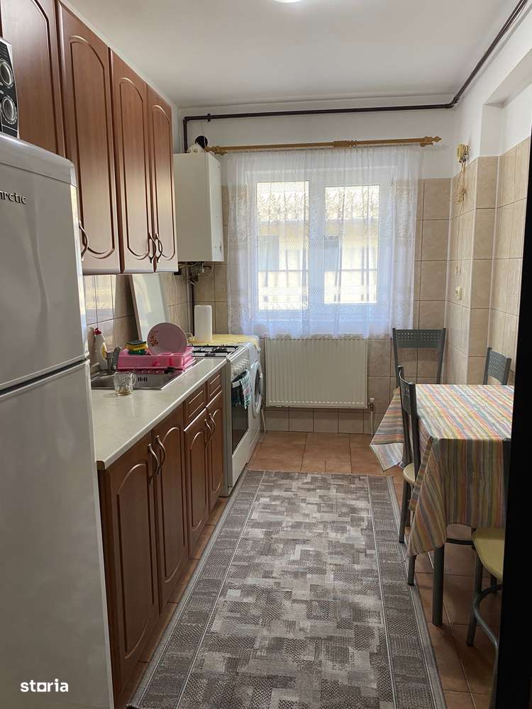 Apartament 2 camere Floresti, str. Florilor, et.3/4, dec, cu parcare-1