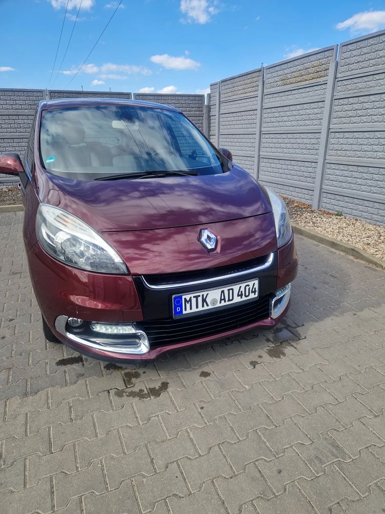Renault Scenic III ENERGY TCe 115 Bose Edition 2012