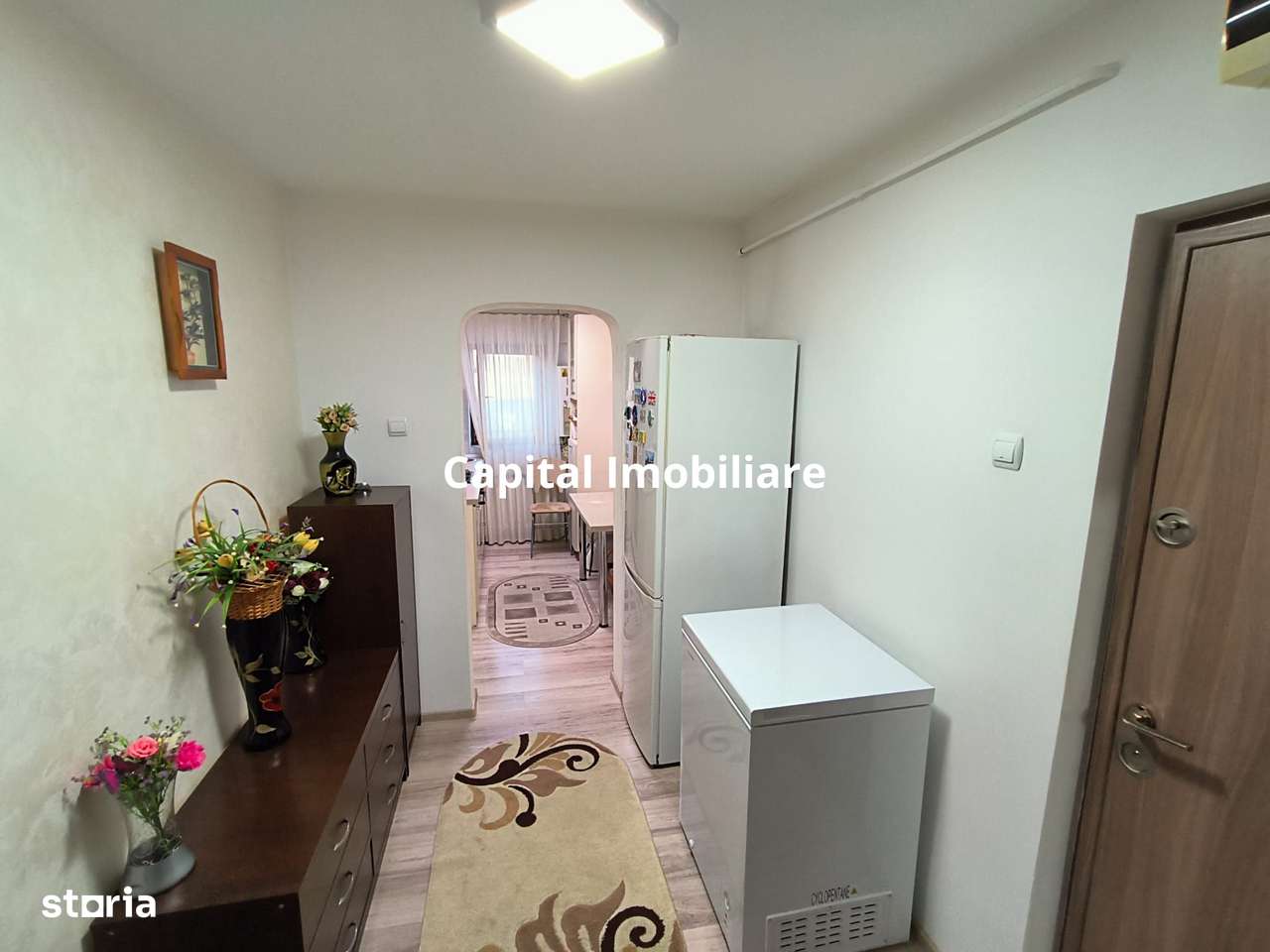 Apartament 2 camere decomandat, ultracentral, Vaslui - Imagine principală: 3/8