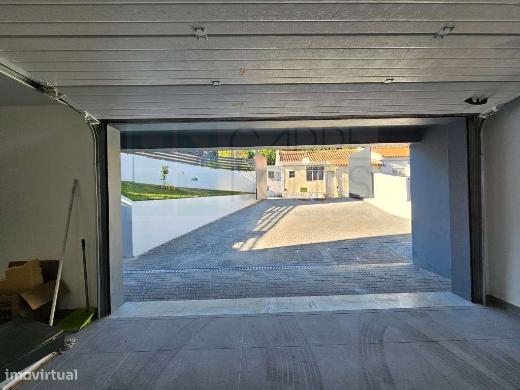 Moradia nova T4, com piscina, em Alverca, Vila Franca de Xira, Lisboa-47