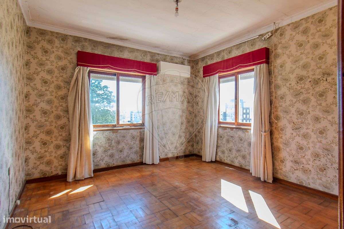 Moradia T4 para venda-14