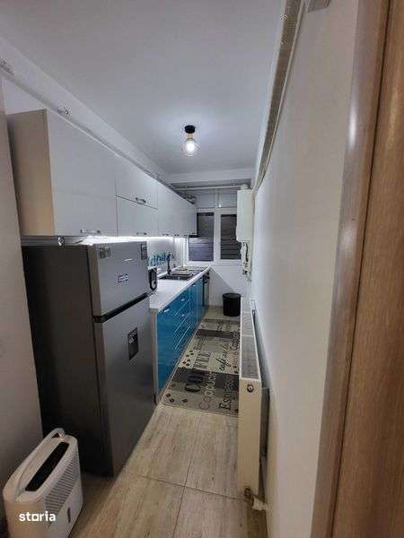 Inchiriez ap  2 camere - Imagine principală: 4/8