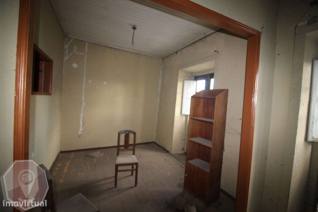 Moradia T3  com quintal - Valongo do Vouga-13