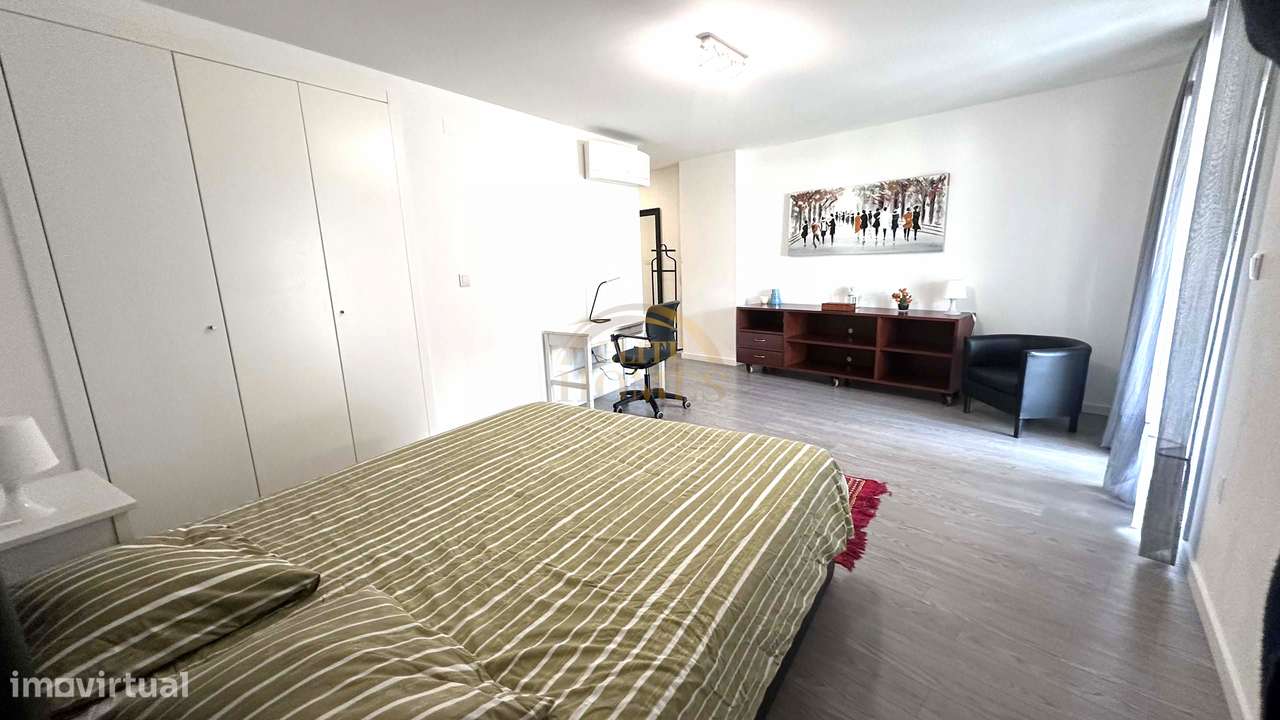 Apartamento T3 de Luxo em Paço de Arcos.-26