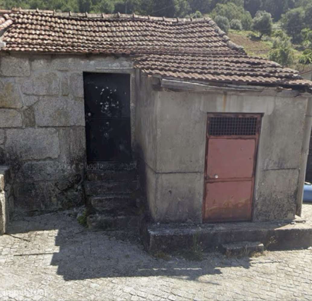 Pequena moradia cabril - Grande imagem: 5/6