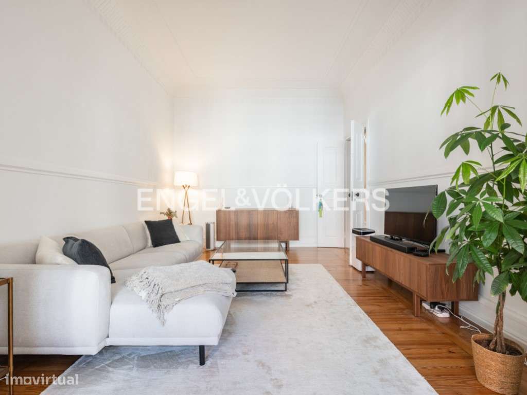 T3 com terraço nas Avenidas Novas - Grande imagem: 4/27