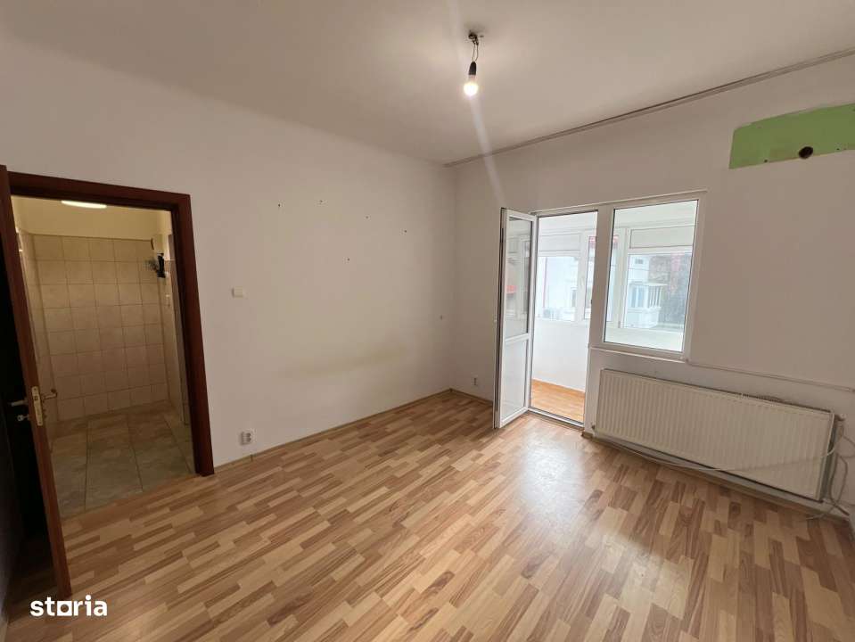 Apartament de 2 camere, 1 etaj, bloc vila Art Deco, Sector 3, Bucuresti