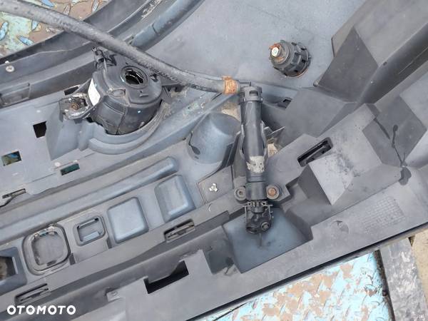 Zderzak przód przedni Renault Espace 4 IV xenon spryskiwacze dysze - 3