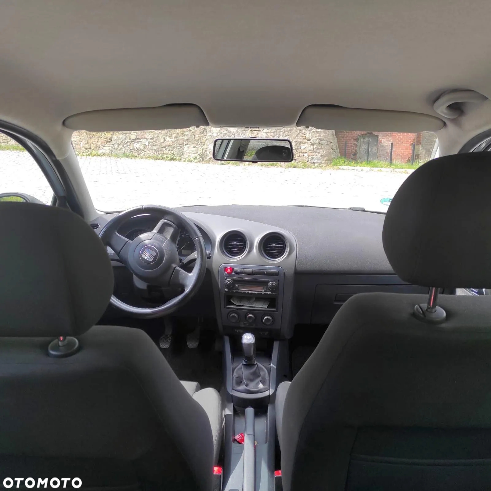 Seat Ibiza SC 1.4 16V Style - 8