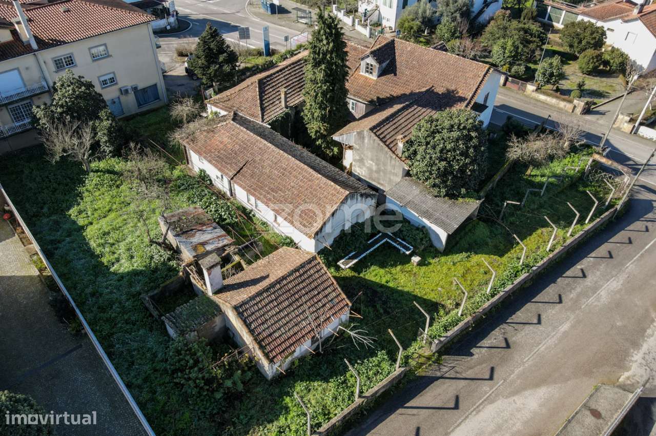 Quinta T8 e anexos com 1920m2 na Portelinha - Arganil - Grande imagem: 4/43