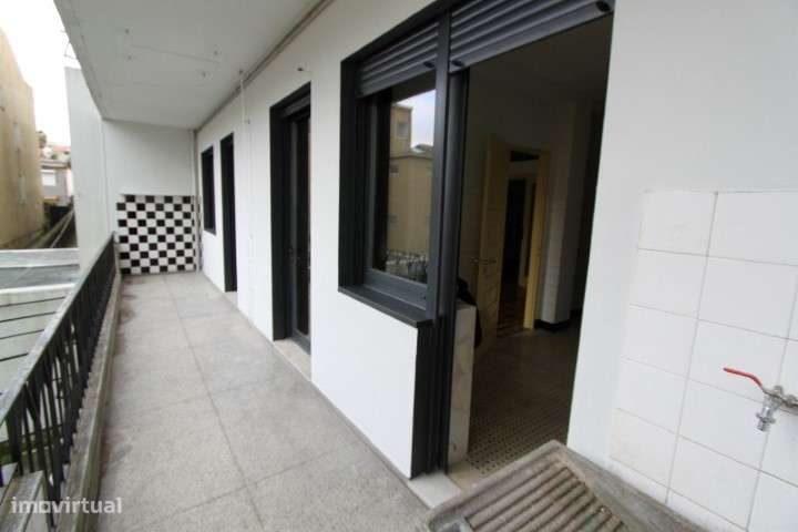 T4 Centro do Porto- D. João IV/ S. Lazaro- Metro - Grande imagem: 1/18