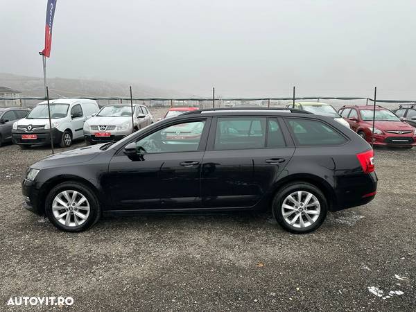 Skoda Octavia Combi Diesel 1.6 TDI Style - 4