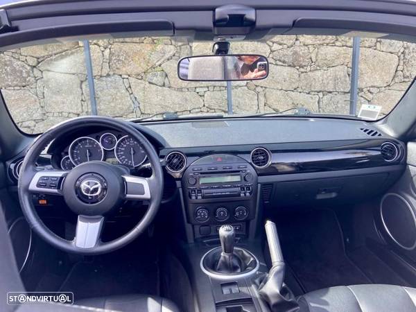 Mazda MX-5 MZR 1.8 Exclusive - 29