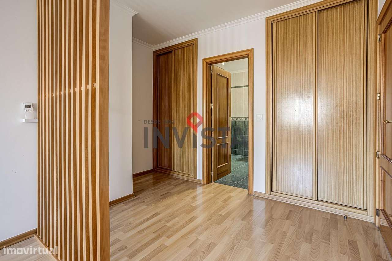 Apartamento T3 com parqueamento-14