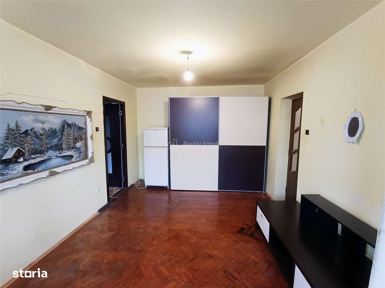 Apartament 3 cam. et. 2 in Moldova Nou&#259; - Imagine principală: 2/13