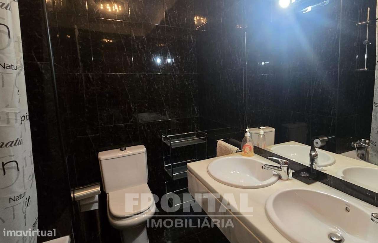 T3 Duplex em Condomínio Fechado com Piscina | Lavra, Matosinhos-27