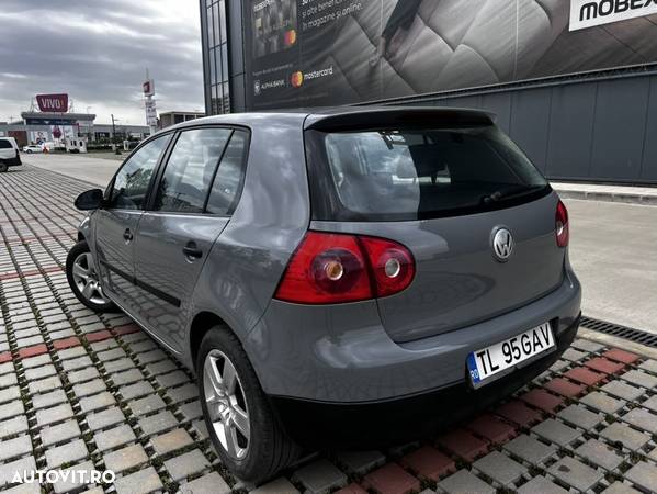 Volkswagen Golf 1.9 TDI DSG Comfortline - 4