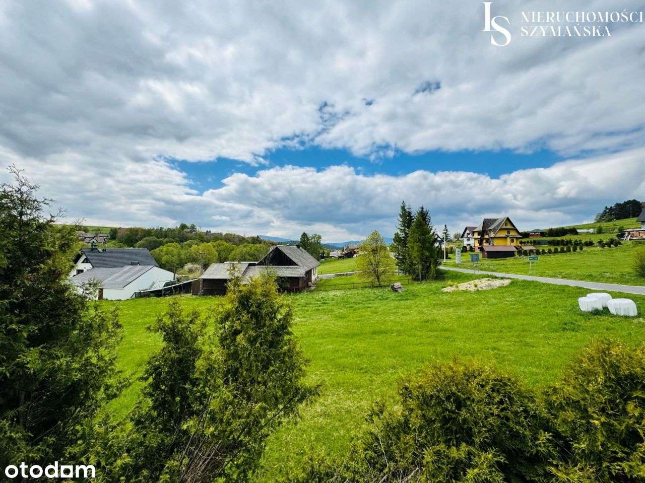 Przestronny dom parterowy z poddaszem użytkowym –-19