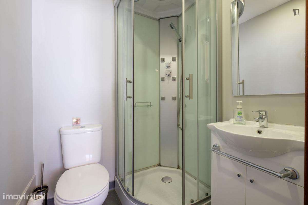 Estúdio - localizado em Baixa Coimbra - Grande imagem: 2/9