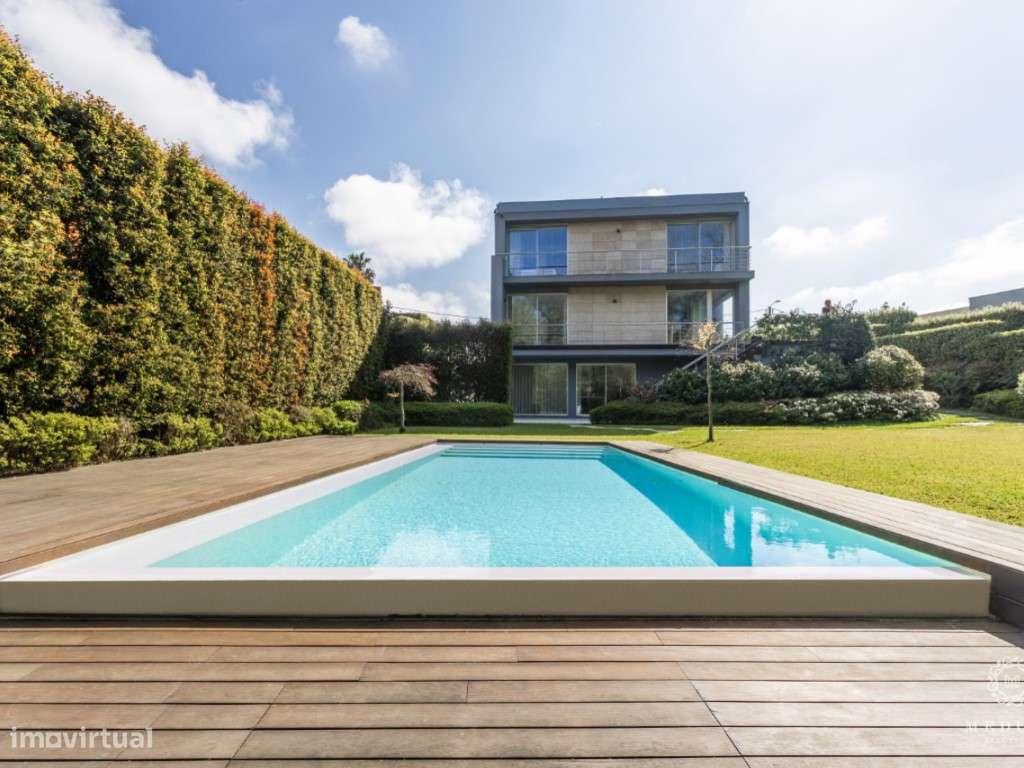 Moradia T5 com Piscina e Jardim Paradisíaco Miramar - Grande imagem: 2/39