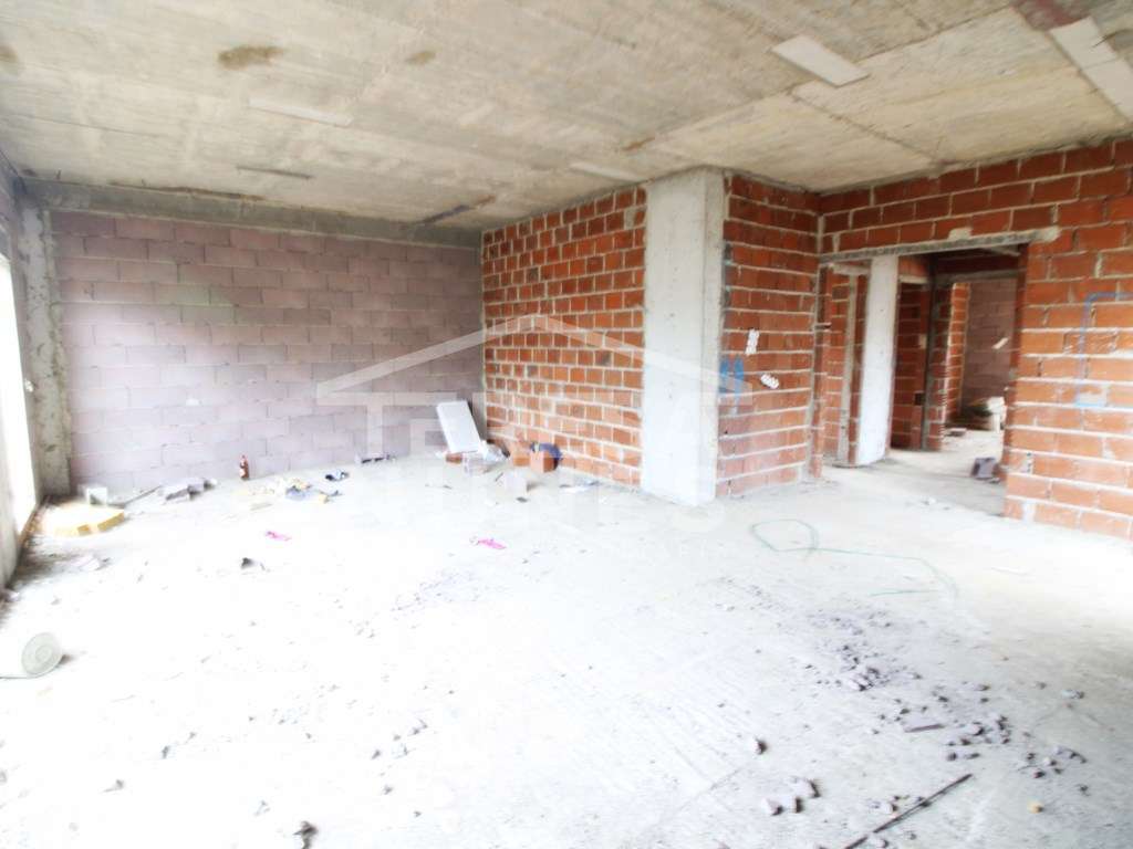 MORADIA ISOLADA V3 + ANEXO - Grande imagem: 1/11