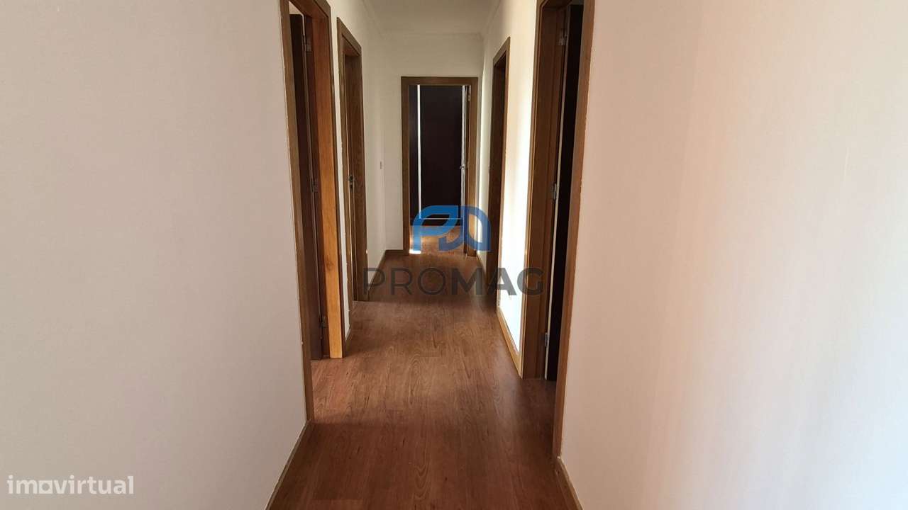 Harmonioso Apartamento T3 em Alfena-16