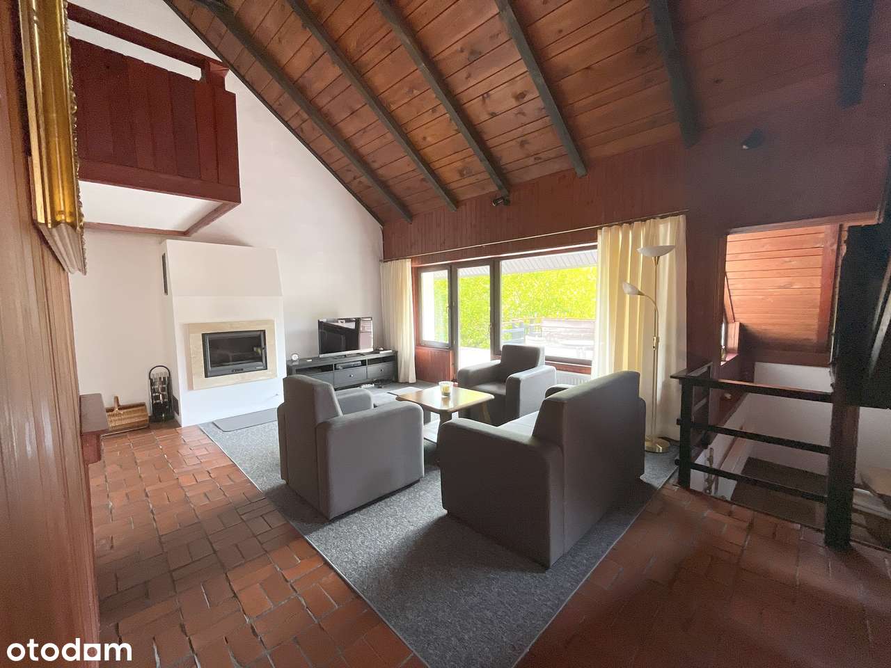 dom w lesie nad zakolem rzeki-6