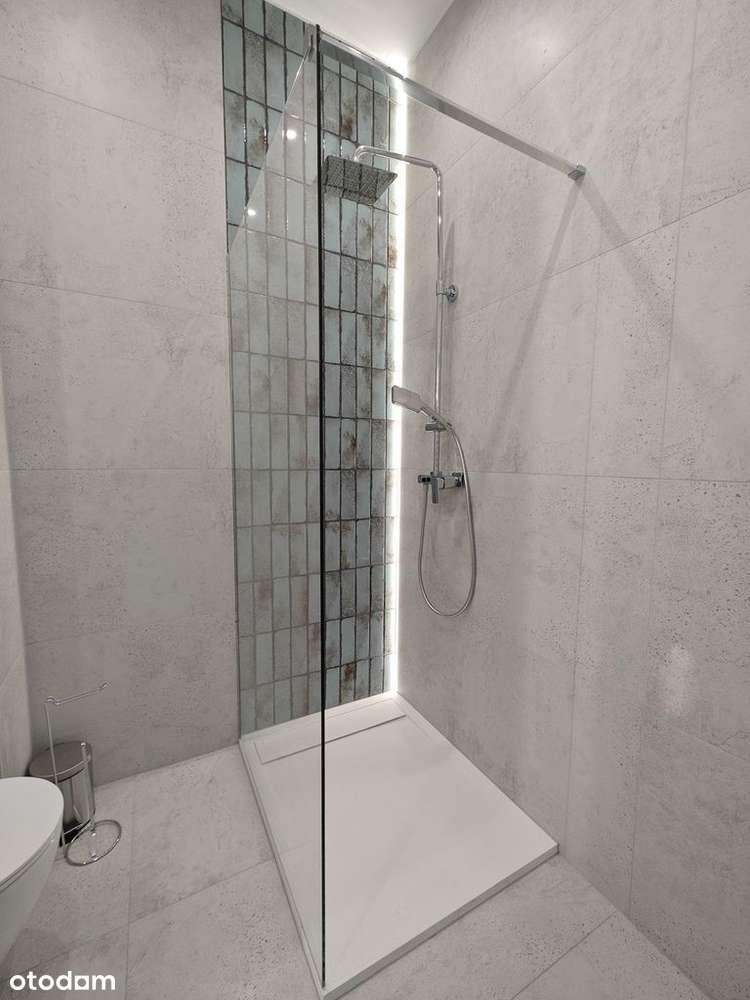 Hanza Tower, 34,68m2 plus balkon 11,22m2 + basen !-9