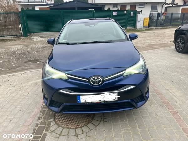 Toyota Avensis 2.0 D-4D Premium - 1