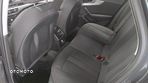 Audi A4 2.0 TDI Design S tronic - 29