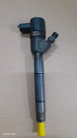 Injector Hyundai Getz 1.5 crdi cod 0445110256 - 2