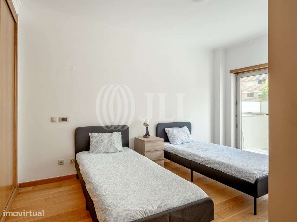 Apartamento T4, com terraço e estacionamento, em Lisboa-19