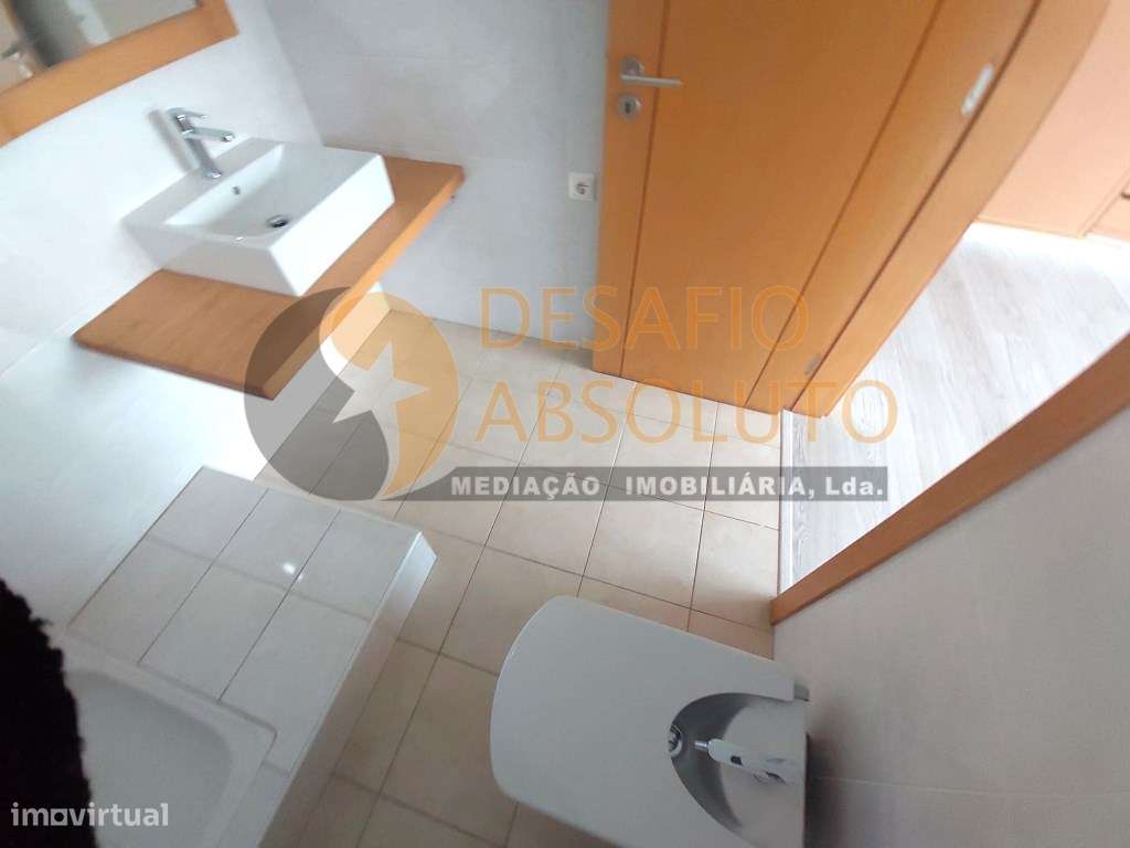Moradia Isolada T5, boas áreas. Quinta da Alembrança - Feijó-32