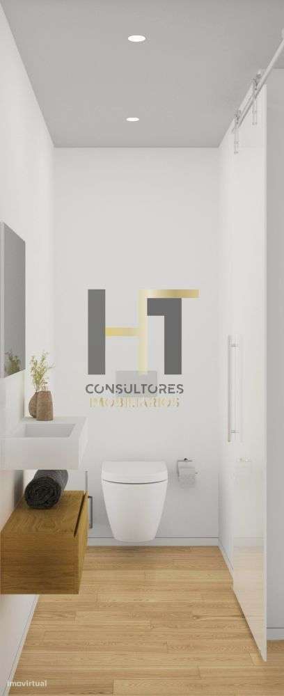 MORADIA T3 | 3 SUÍTES | BOX 2 VIATURAS | 2 FRENTES | VARANDA | JARDIM-6